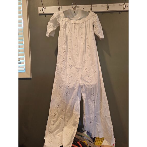 ASOS DESIGN off shoulder puff sleeve button front jumpsuit in white broderie - Picture 4 of 4